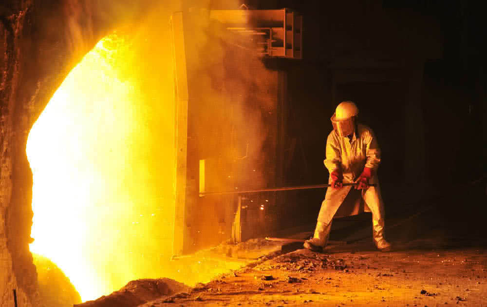 Зачем украинским металлургам экспортировать металлолом, которого им не хватает?