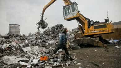 Бизнес попросил у премьера защиты от налога за утилизацию отходов