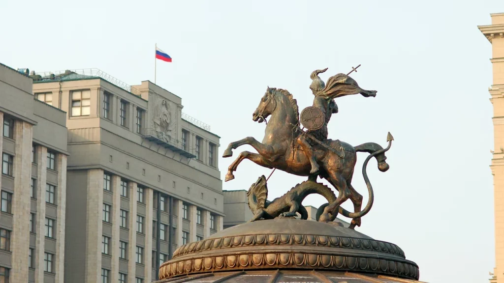 «Как жить дальше»: в России начали готовить стратегию развития в новых реалиях