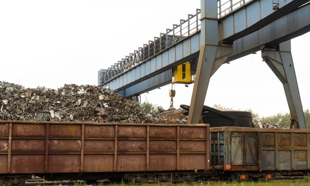 В Казахстане планируют продлить запрет на вывоз лома, также под ограничения попадут отходы черных и цветных металлов.