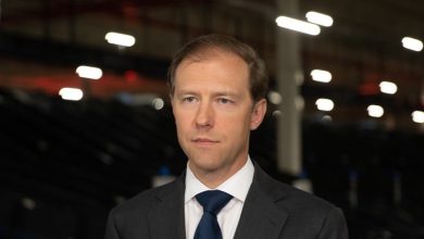 Мантуров заявил, что стратегии развития по металлургии и автопрому примут до конца года