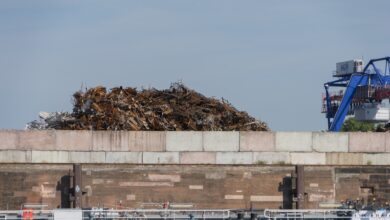 Масштабные работы по утилизации судов идут в акватории Северо-Курильска