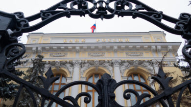 В России впервые установили официальные курсы валют на основе внебиржевых торгов