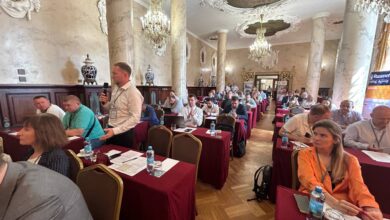 В бальном зале отеля Хилтон Ленинградская начинается 7-я конференция по грузоперевозкам