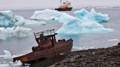 Полуостров Челюскин с советских времен завален металлоломом