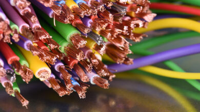 Медь продолжит дорожать, а тех, кто избегает агентский НДС налоговая уже видит. Главное из доклада президента АЭК о рынке медной катанки