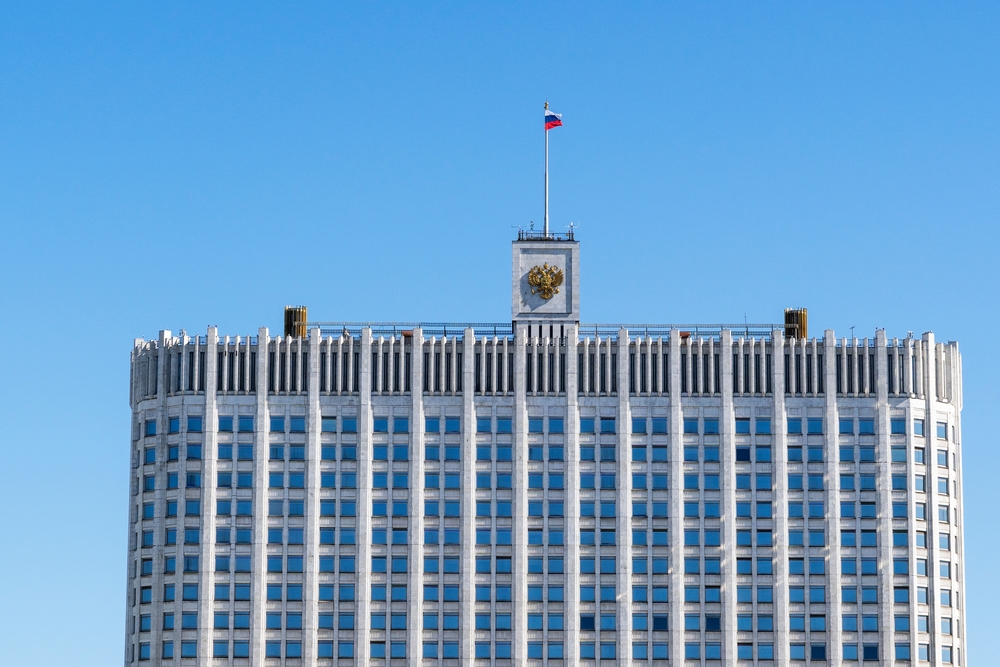 Кабмин предлагает сделать поэтапные изменения по порогам уплаты НДС: до 20 млн руб. в 2026 г., 15 млн руб. в 2027 г. и 10 млн руб. в 2028 г.