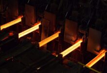 Металлургические предприятия по всему миру сократили выпуск стали и потребление лома по сравнению с тем же периодом 2024 года