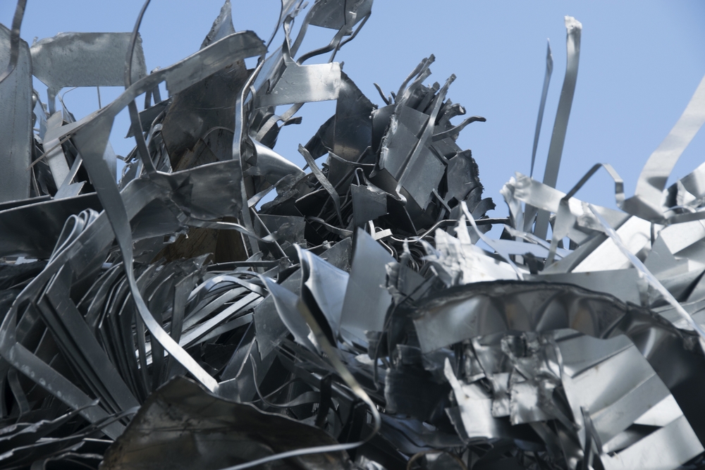 Антон Алиханов отметил, что индексация утильсбора с 1 декабря 2025 г. и плановое ее продолжение с 1 января 2026 г. в ближайшие месяцы окажут некоторое влияние на авторынок, но оно будет ограниченным