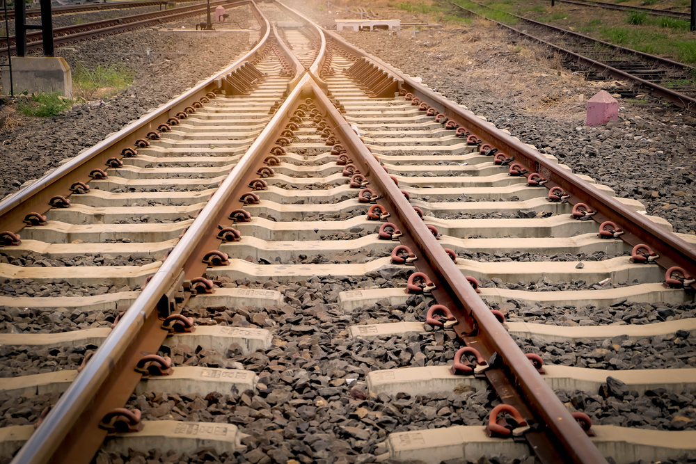 Состав из 40 иранских вагонов с продукцией черной металлургии, включая губчатое железо, впервые проходит по территории Туркменистана , следуя из Ирана в Узбекистан