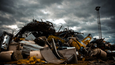 КоммерсантЪ : лом лег на дно